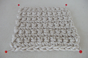 アイロンのかけ方：STEP 01/04