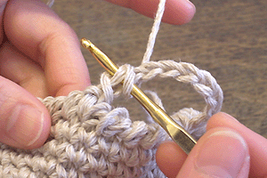 こま編みのバッグ：STEP 95/107