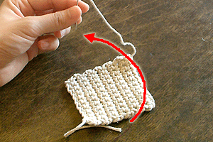 こま編みのコースター：STEP 27/36