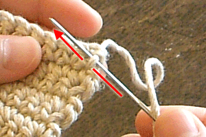 こま編みのコースター：STEP 28/36